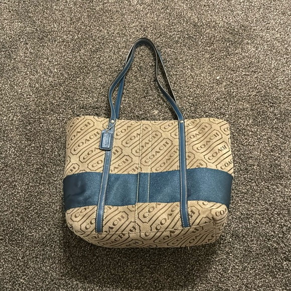 Coach Purse - Picture 1 of 8